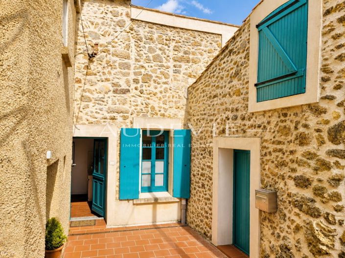 Image No.14-3 Bed House for sale