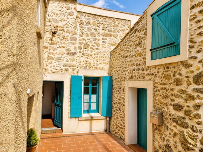 Image No.15-3 Bed House for sale