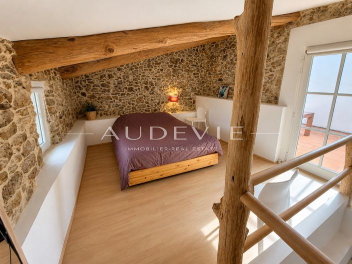 Image No.6-3 Bed House for sale