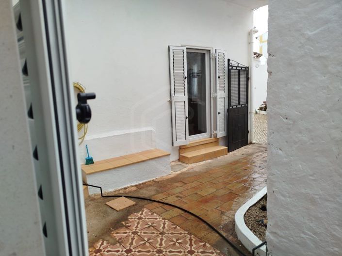 Image No.16-2 Bed House for sale