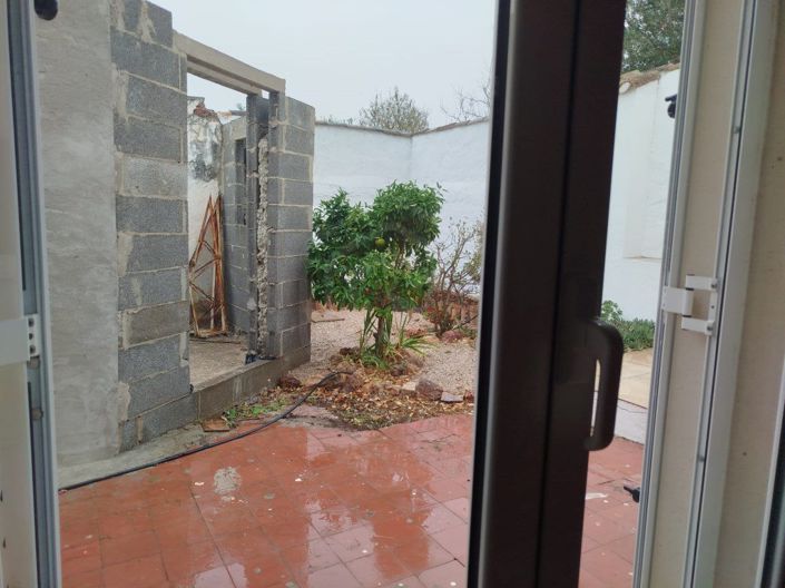 Image No.18-2 Bed House for sale