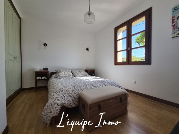 Image No.7-3 Bed House for sale