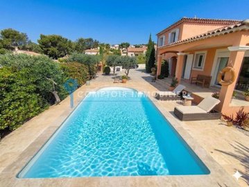 1 - Beaucaire, Maison