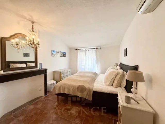 Image No.18-Apartment for sale