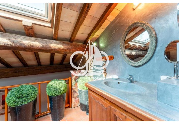Image No.19-3 Bed House for sale