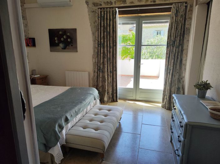 Image No.13-2 Bed House for sale