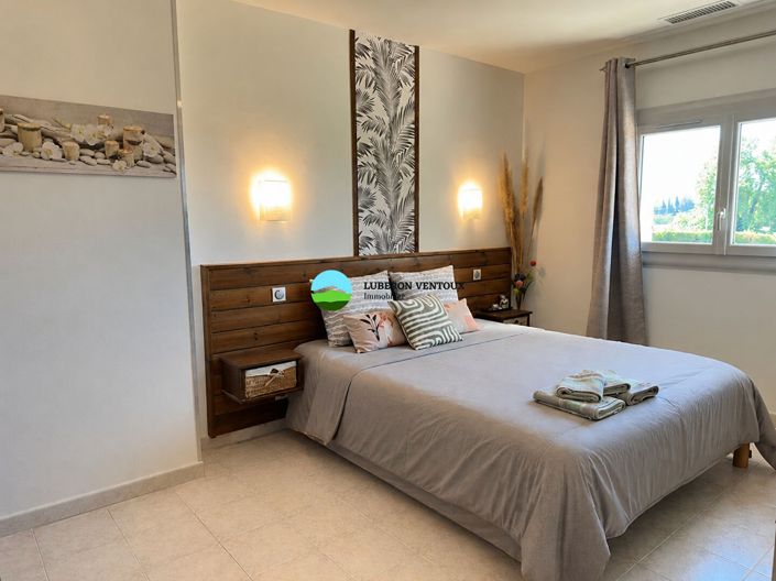 Image No.6-8 Bed House for sale
