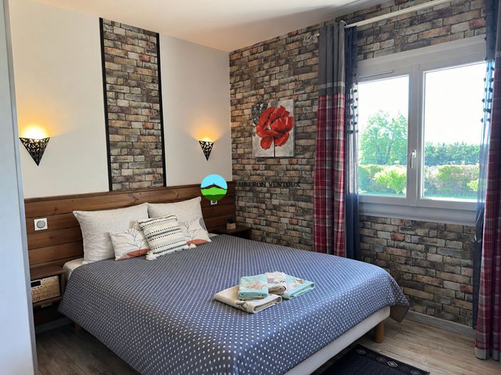 Image No.9-8 Bed House for sale