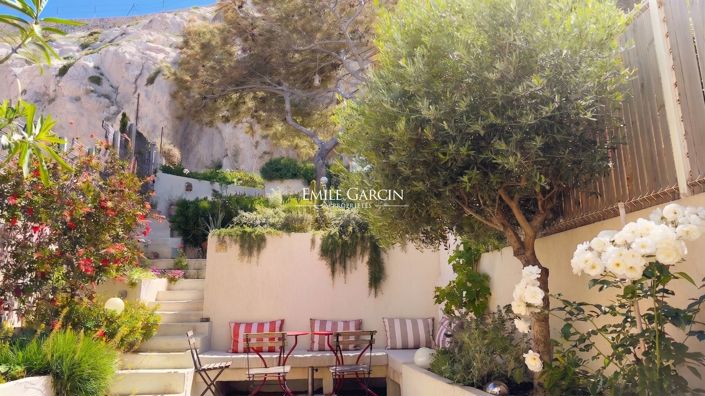 Image No.2-2 Bed House for sale