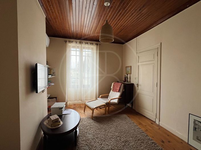Image No.12-4 Bed House for sale