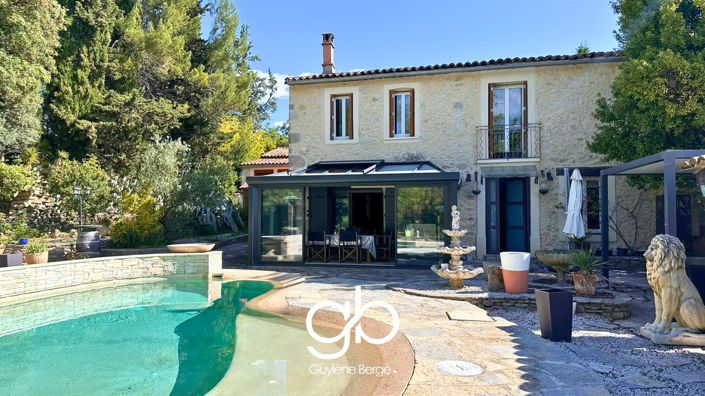 Image No.18-6 Bed House for sale