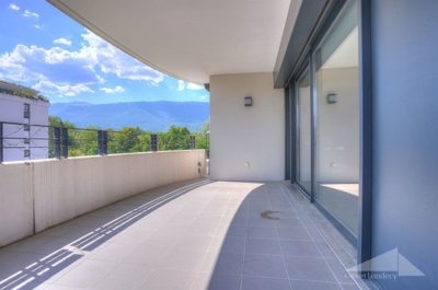 1 - Saint-Genis-Pouilly, Apartment