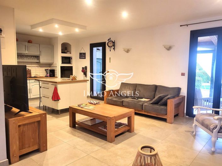 Image No.5-3 Bed House for sale