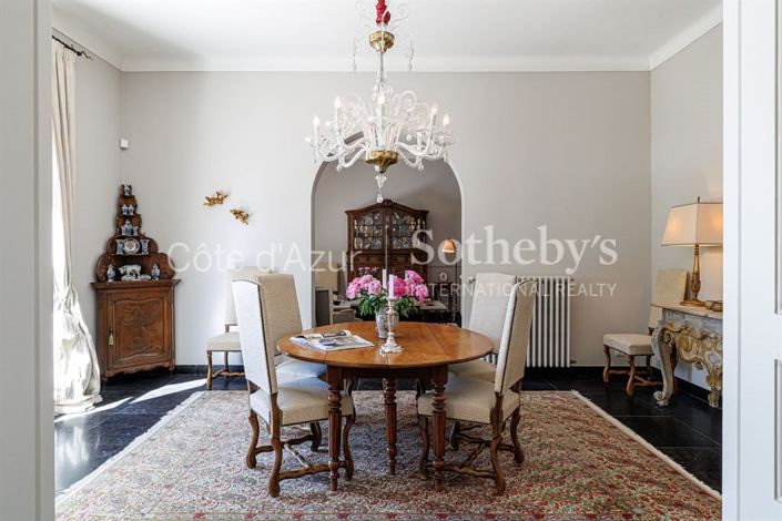 Image No.7-4 Bed Property for sale