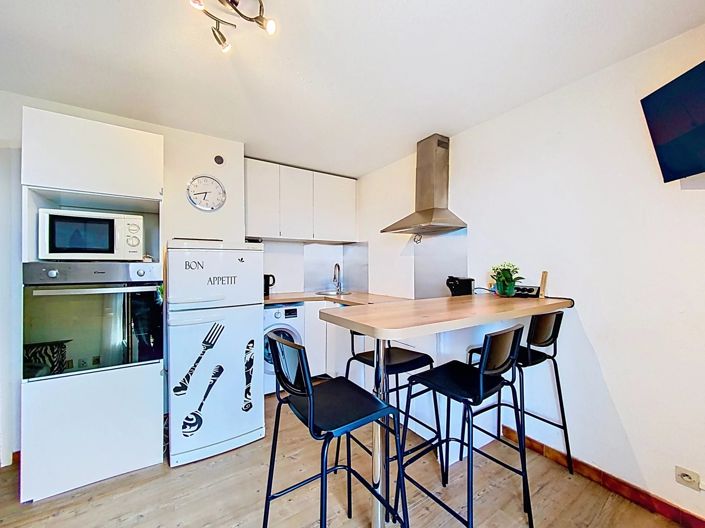 Image No.9-1 Bed Apartment for sale