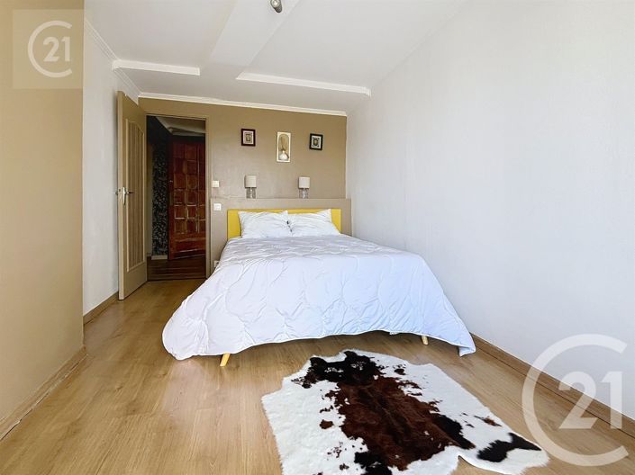 Image No.9-1 Bed Apartment for sale