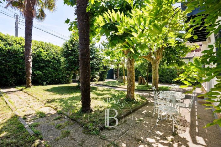 Image No.19-4 Bed House for sale