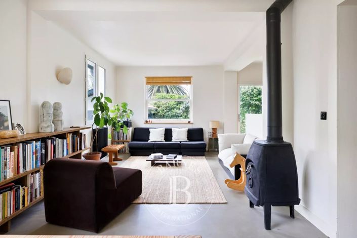 Image No.4-4 Bed House for sale