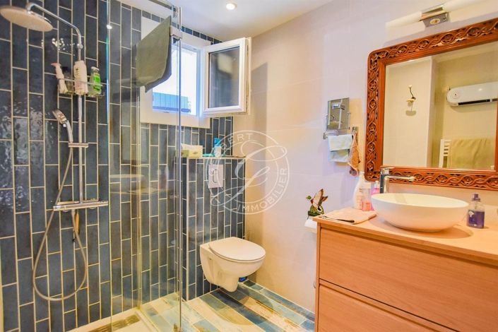 Image No.14-3 Bed House for sale