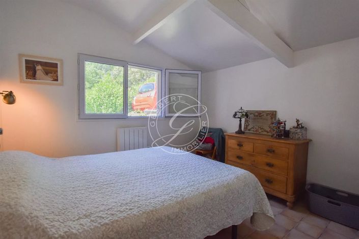 Image No.17-3 Bed House for sale