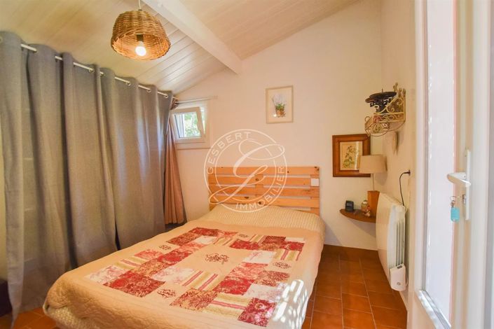 Image No.18-3 Bed House for sale