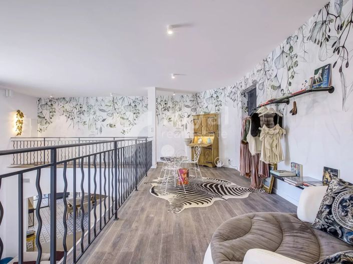 Image No.18-5 Bed House for sale