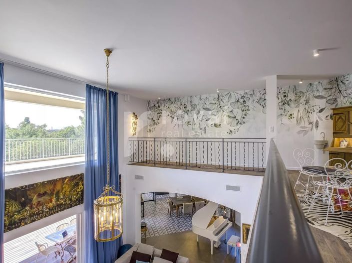 Image No.19-5 Bed House for sale