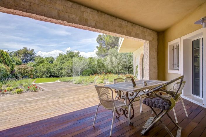 Image No.5-5 Bed House for sale