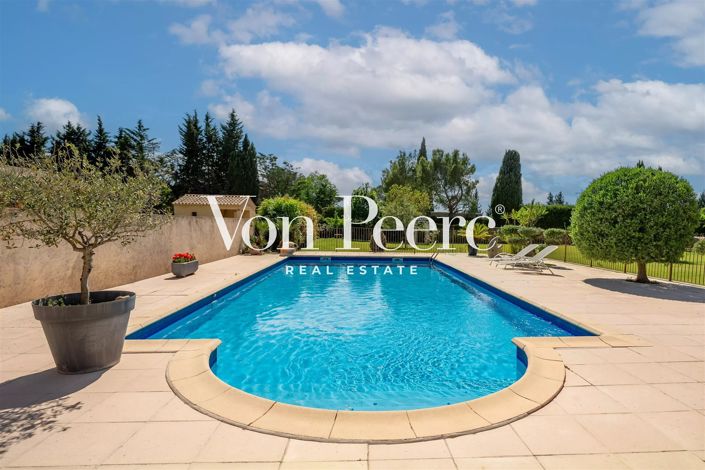 Image No.2-4 Bed House for sale