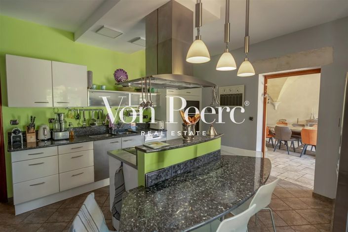Image No.6-4 Bed House for sale