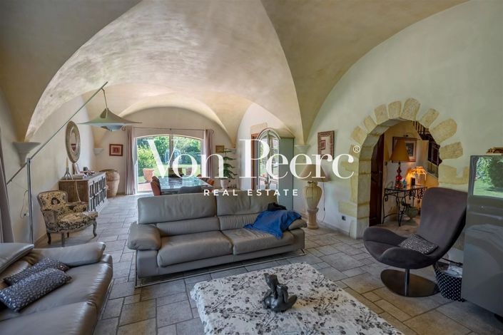 Image No.7-4 Bed House for sale