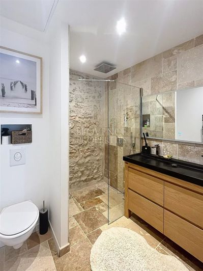 Image No.15-10 Bed House for sale