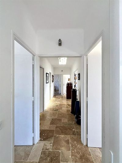 Image No.23-10 Bed House for sale