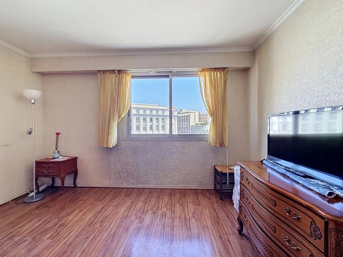 Image No.6-Appartement de 2 chambres à vendre à Nice