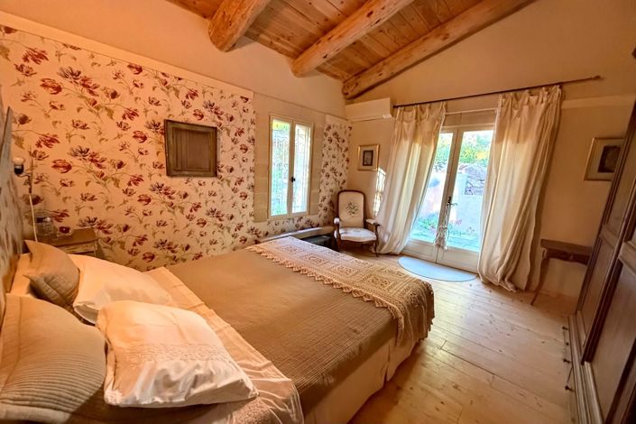 Image No.8-3 Bed House for sale