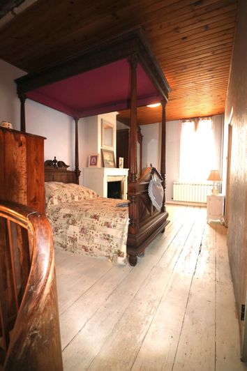 Image No.17-5 Bed House for sale