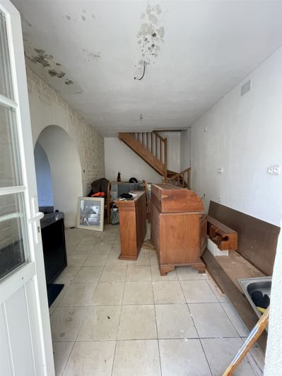Image No.7-5 Bed House for sale