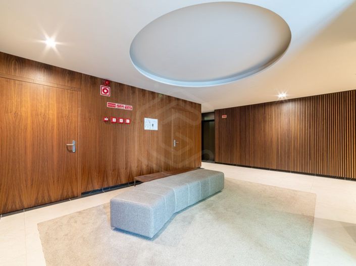 Image No.18-4 Bed Apartment for sale