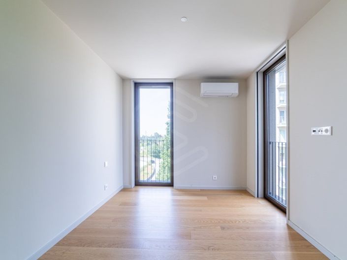 Image No.9-4 Bed Apartment for sale