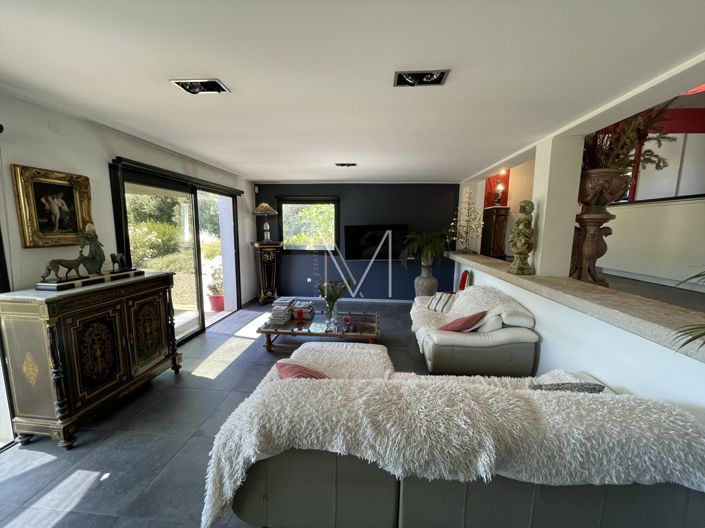 Image No.16-3 Bed House for sale