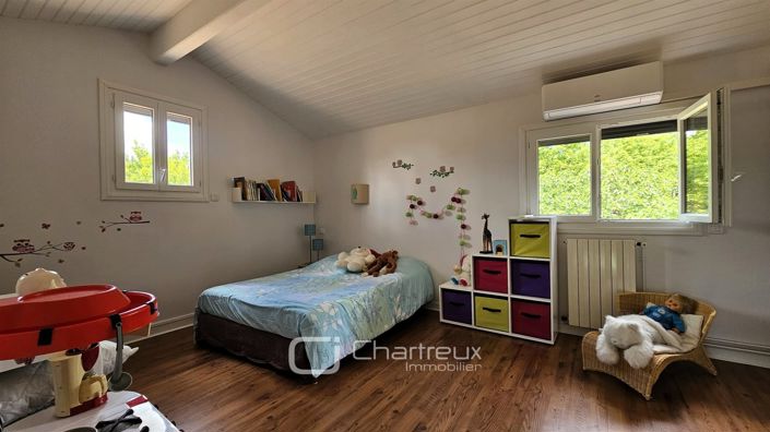 Image No.20-5 Bed House for sale
