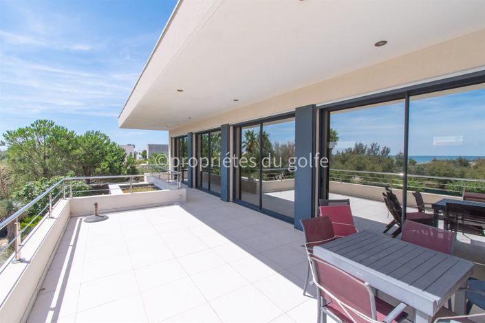 Image No.12-4 Bed House for sale