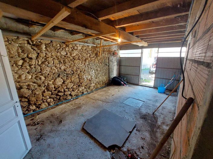 Image No.17-4 Bed House for sale