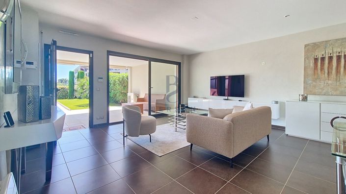 Image No.3-Appartement de 1 chambre à vendre à Saint-Raphael