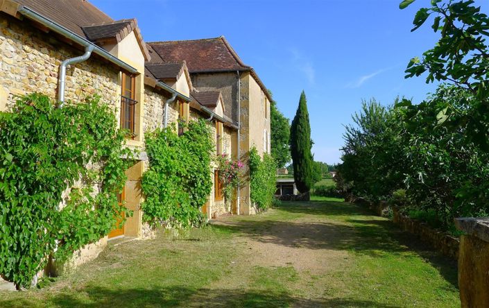Image No.2-Maison de 9 chambres à vendre à Marcigny