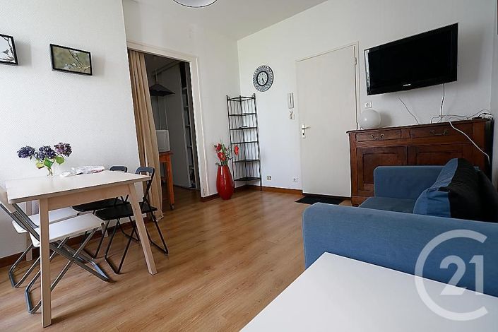 Image No.2-Appartement de 1 chambre à vendre à Vannes
