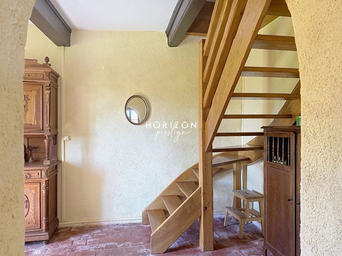 Image No.23-Propriété de 4 chambres à vendre