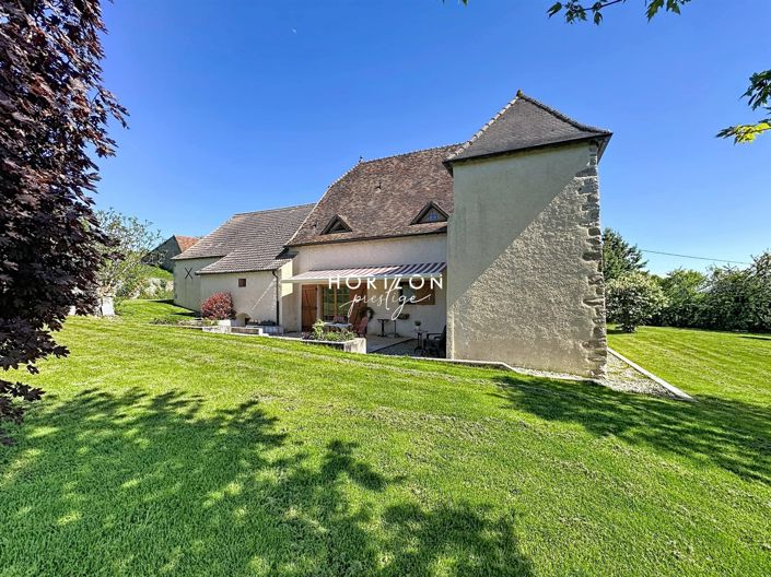 Image No.3-Propriété de 4 chambres à vendre à Mary