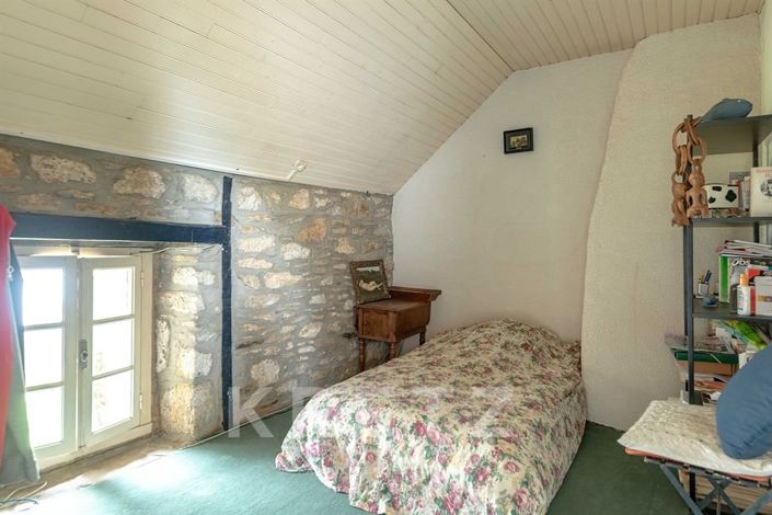 Image No.11-9 Bed House for sale