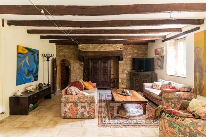 Image No.16-9 Bed House for sale